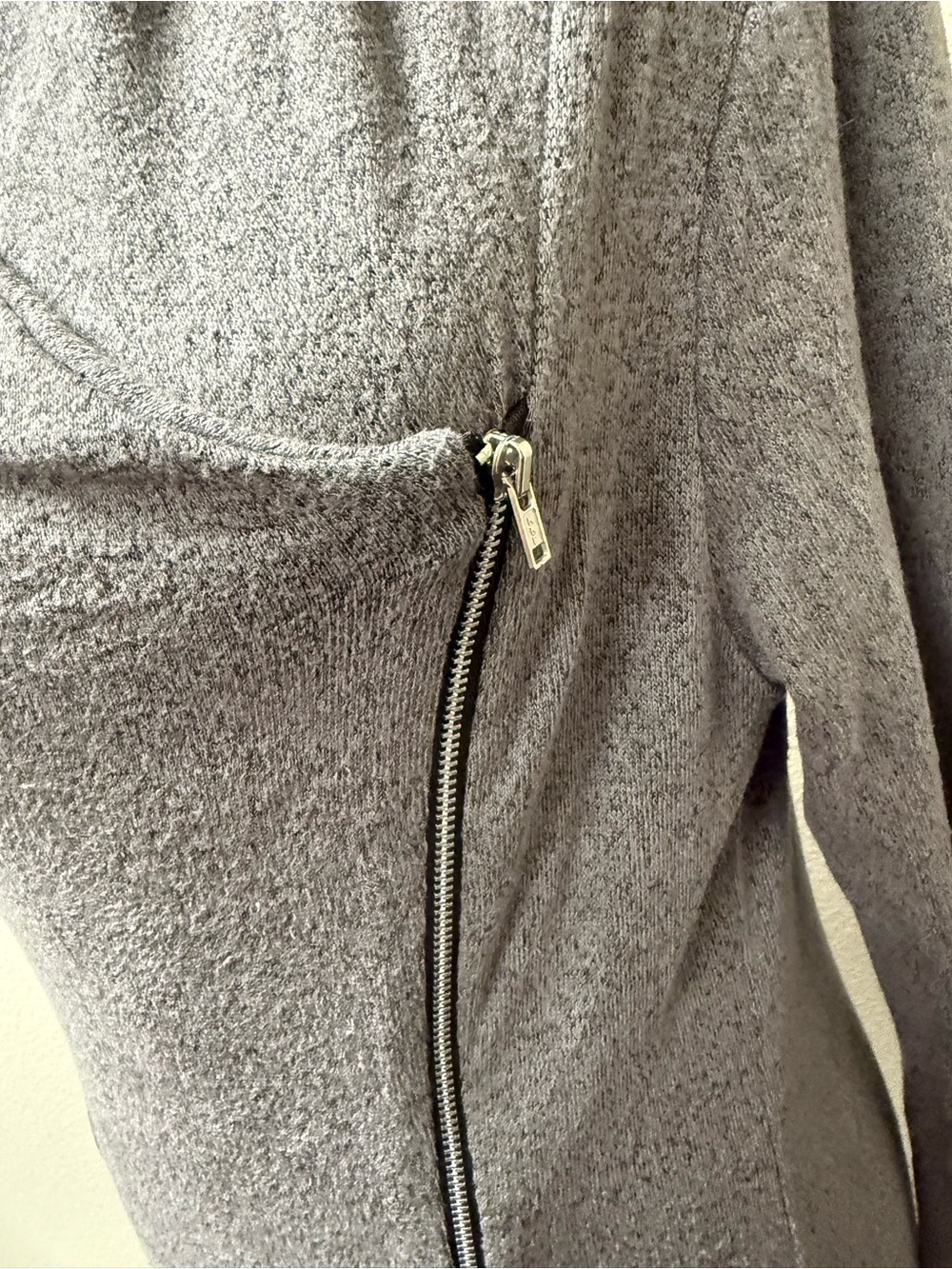 Gray Moto Jacket Top Asymmetrical Zip Soft Knit Long Sleeve Small Chic Style - Picture 3 of 10